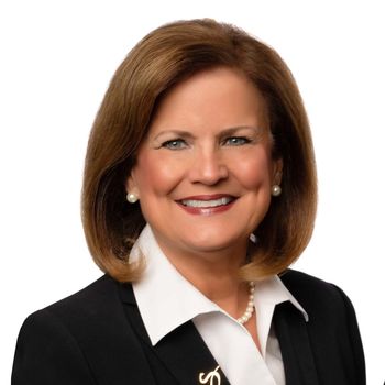 Portrait of Debbie Momberg, REALTOR®.